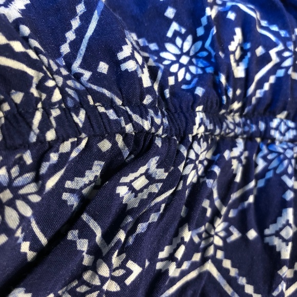 Forever21 sleeveless romper - Picture 5 of 8